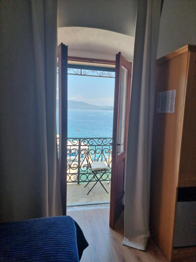 Palac - Giordano Valun Εξωτερικό φωτογραφία